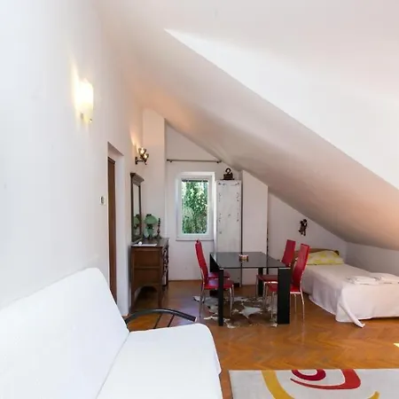 Harlekin Apartment
